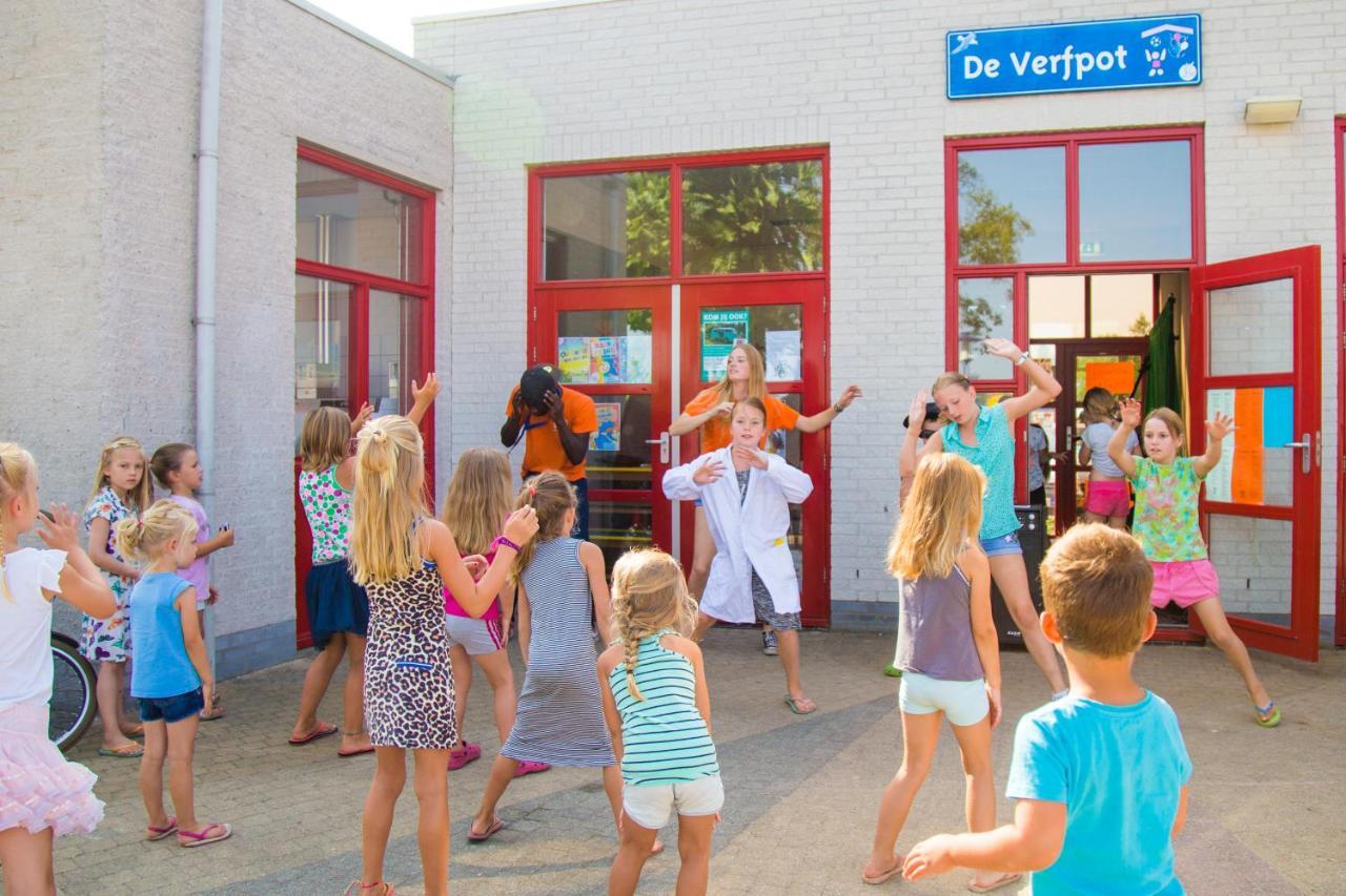 Camping De Duinhoeve Chalet Zeeland Not For Companies Burgh-Haamstede Dış mekan fotoğraf